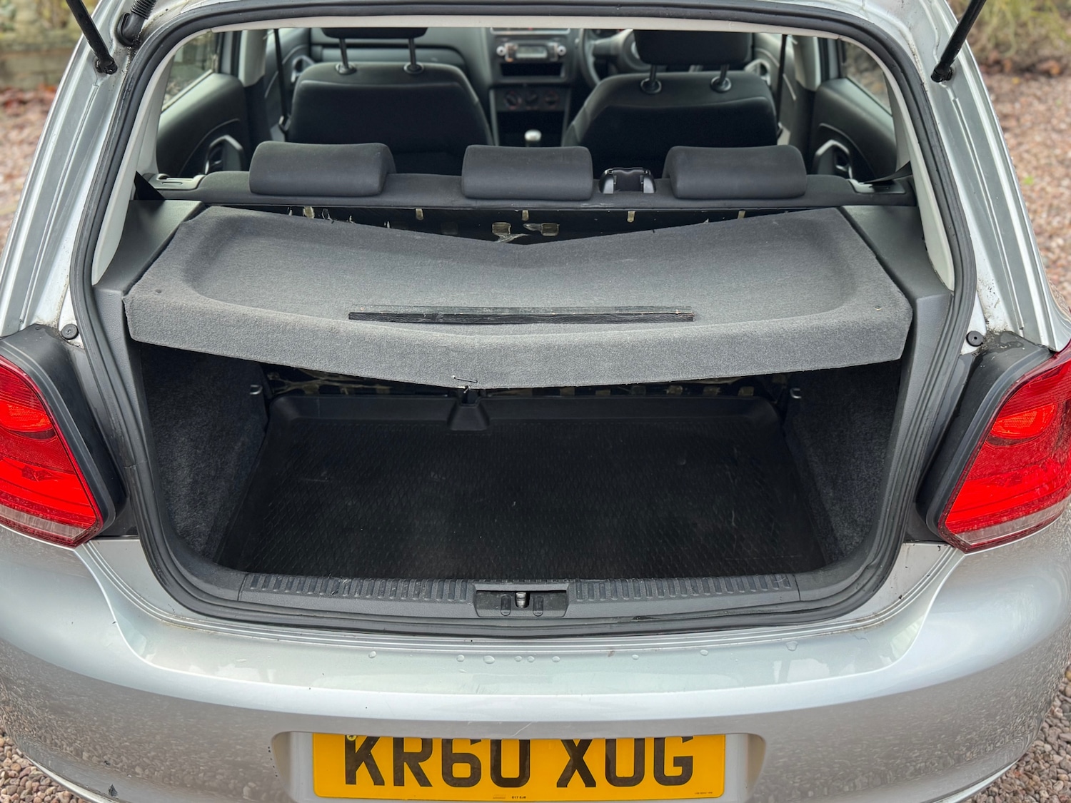 Used Volkswagen Polo 2011 for sale - 76940235: Photo 7