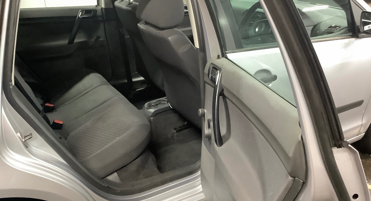 Used Volkswagen Polo 2004 for sale - 76848877: Photo 10