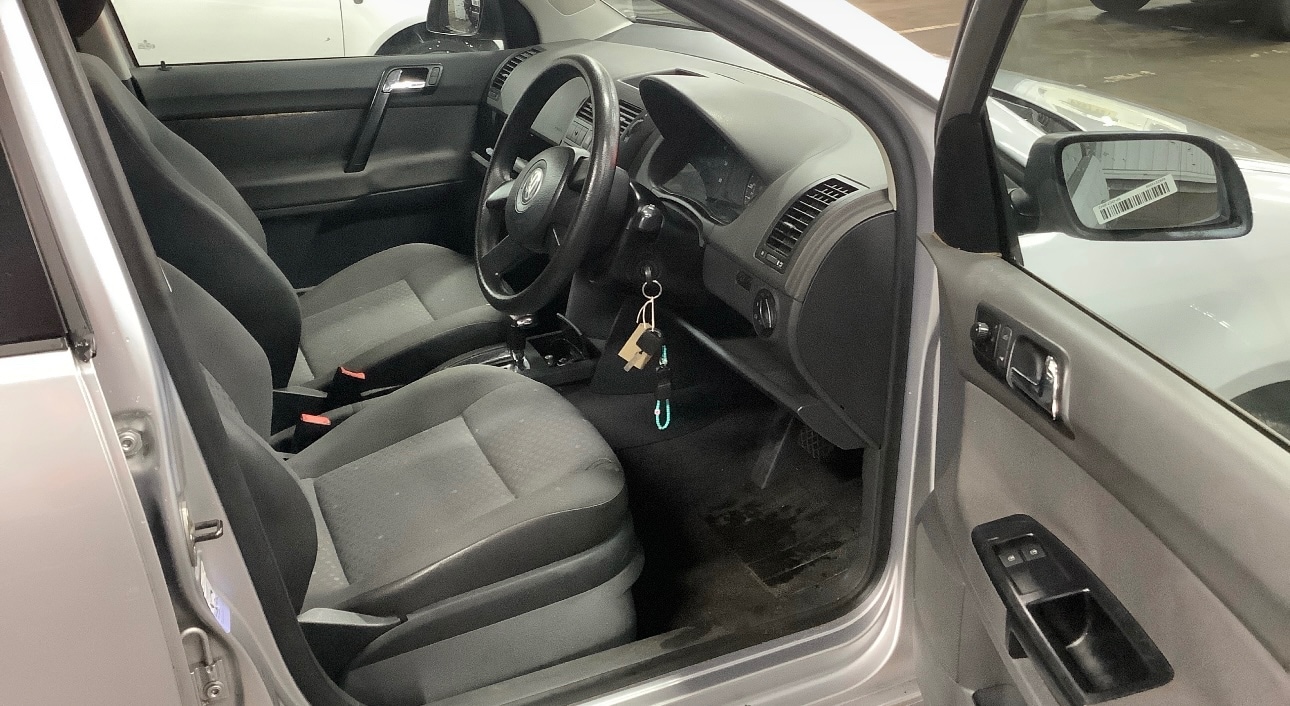 Used Volkswagen Polo 2004 for sale - 76848877: Photo 9