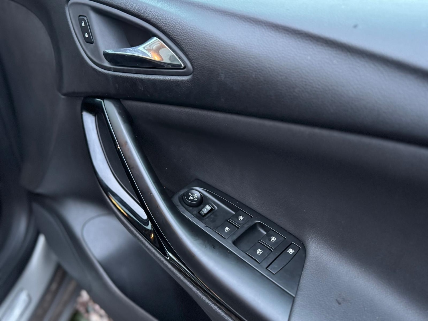 Used Vauxhall Astra 2017 for sale - 76720080: Photo 19