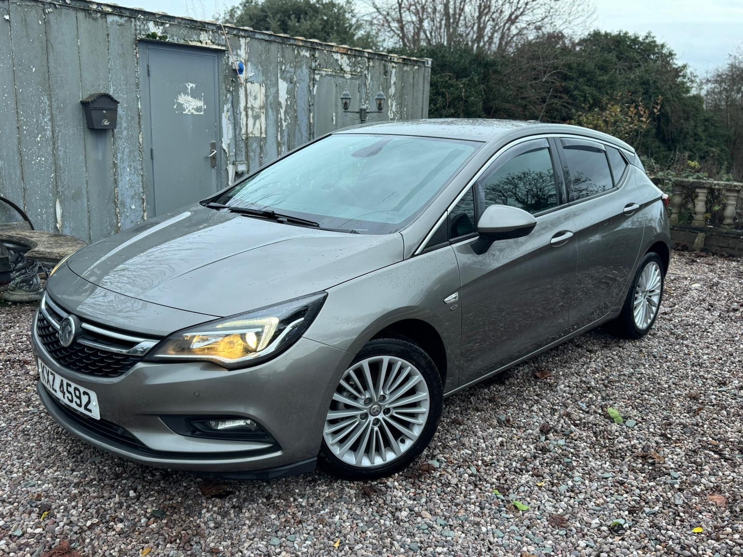 Used Vauxhall Astra 2017 for sale - 76720080: Photo 3
