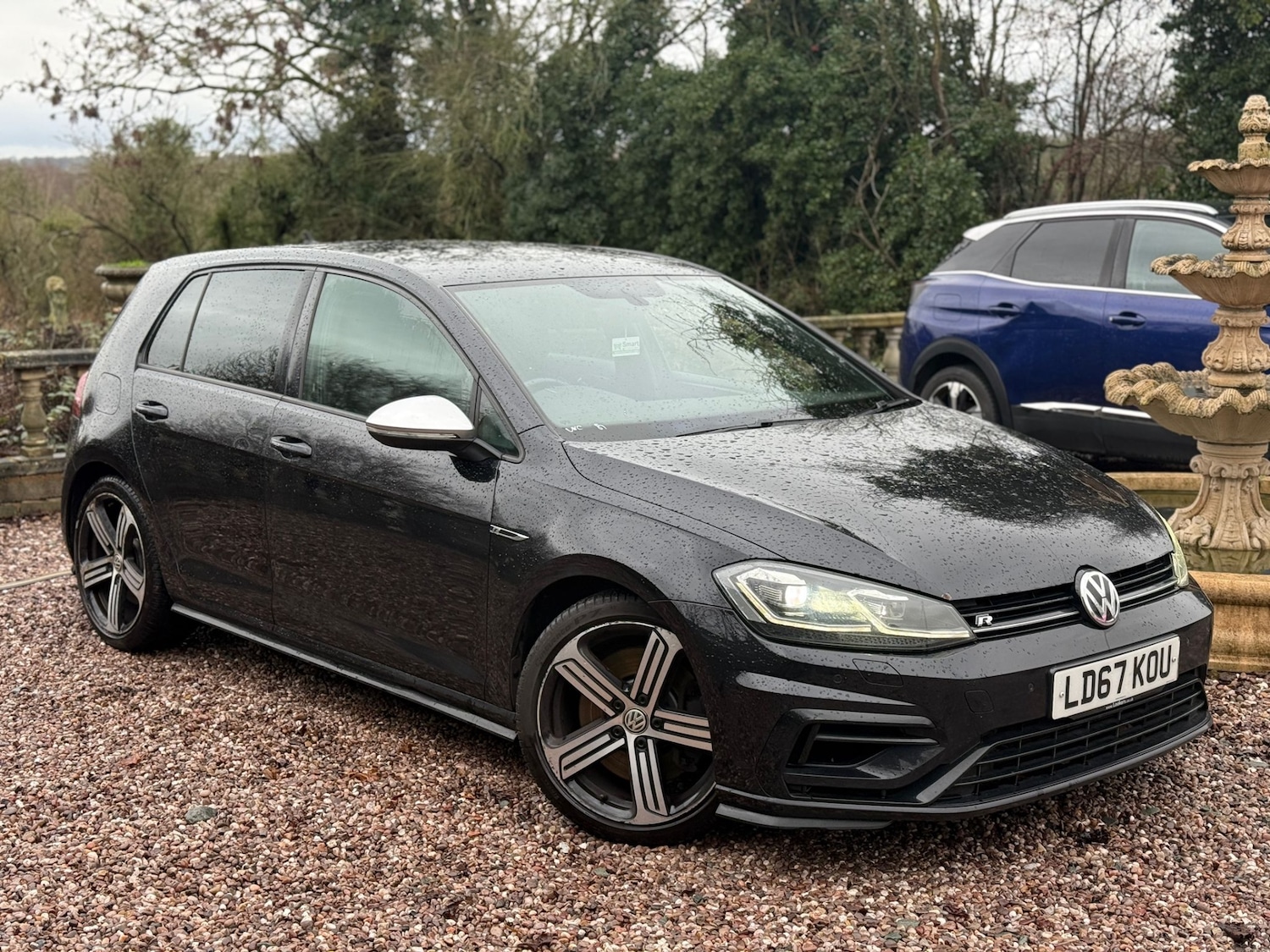Used Volkswagen Golf 2017 for sale - 76974815: Photo 1
