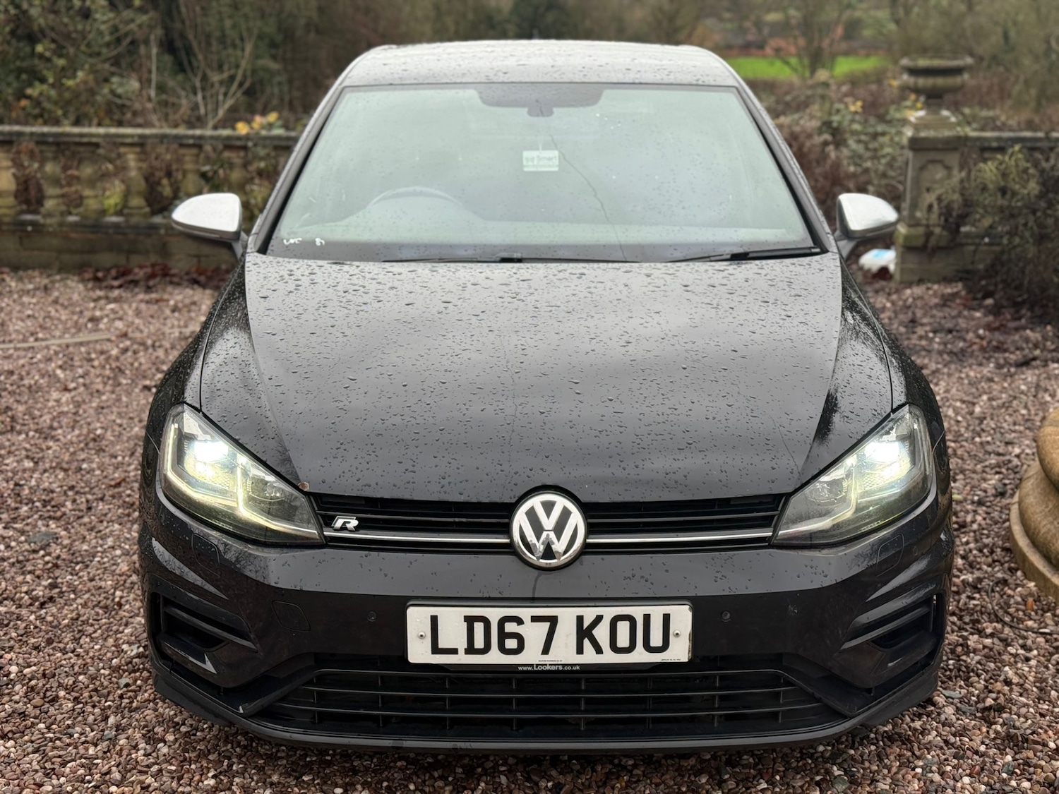 Used Volkswagen Golf 2017 for sale - 76974815: Photo 2