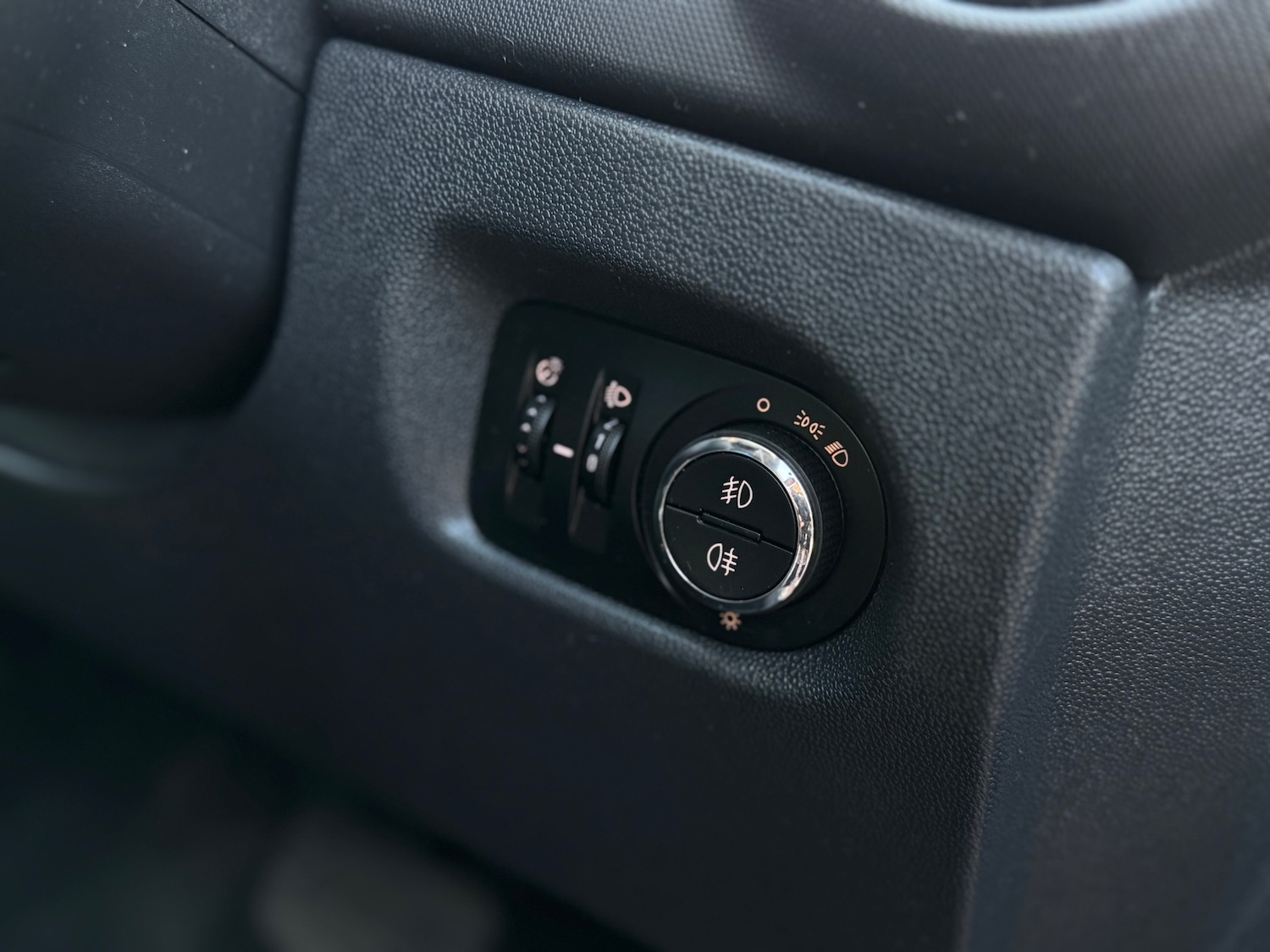 Used Vauxhall Corsa 2010 for sale - 76734462: Photo 12