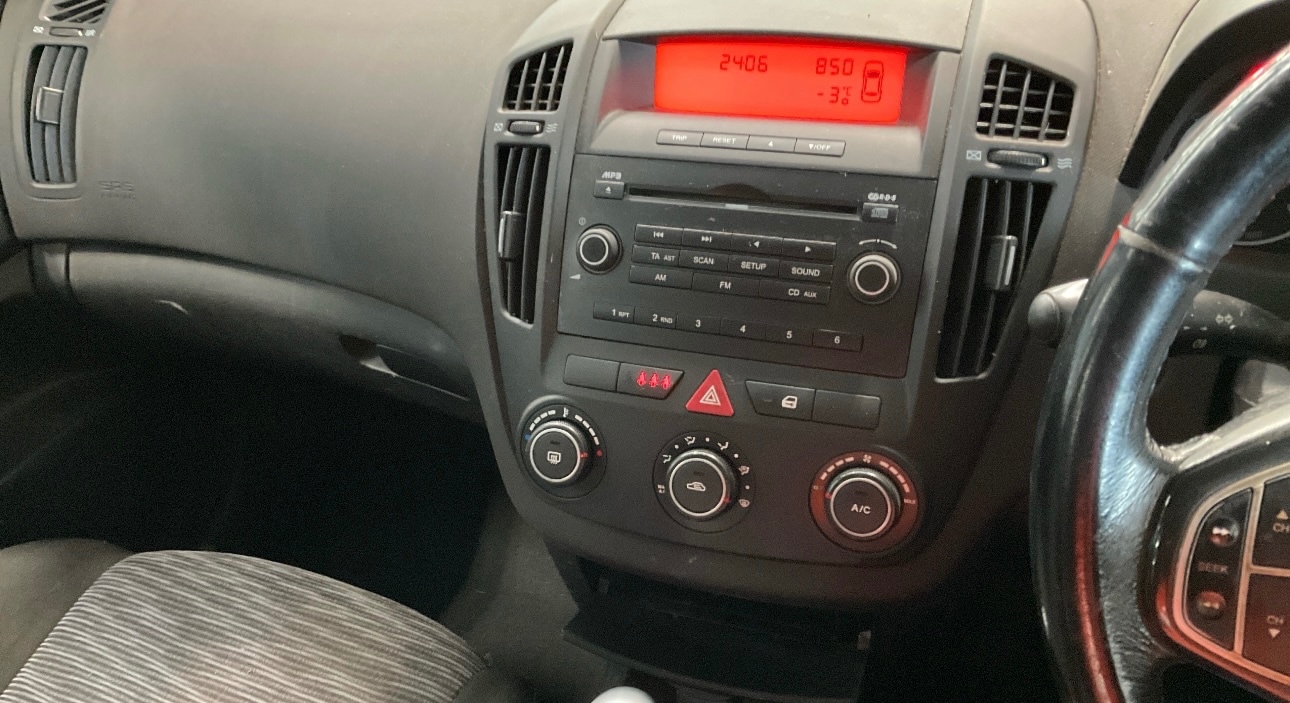 Used Kia Ceed 2009 for sale - 76786367: Photo 9