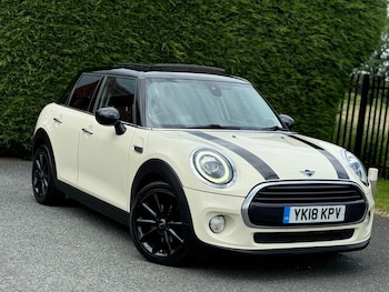 Used MINI Hatch 2018 for sale - 78802868: Photo