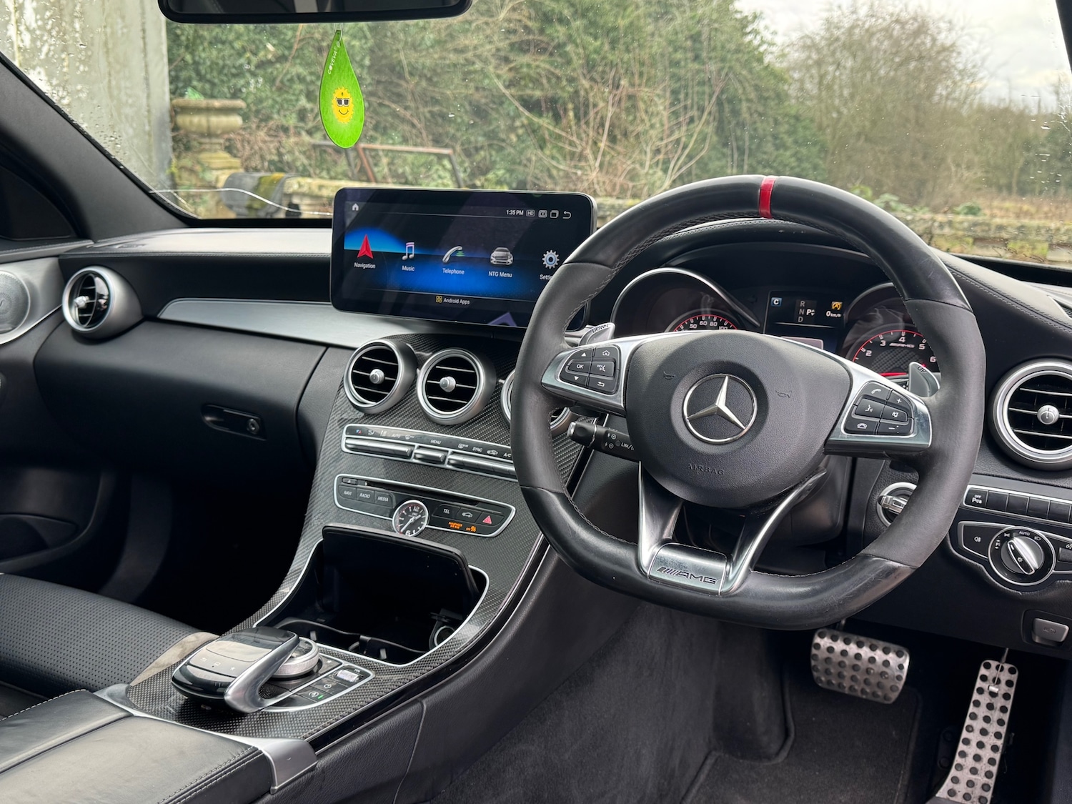 Used Mercedes-Benz C Class 2015 for sale - 77980640: Photo 12