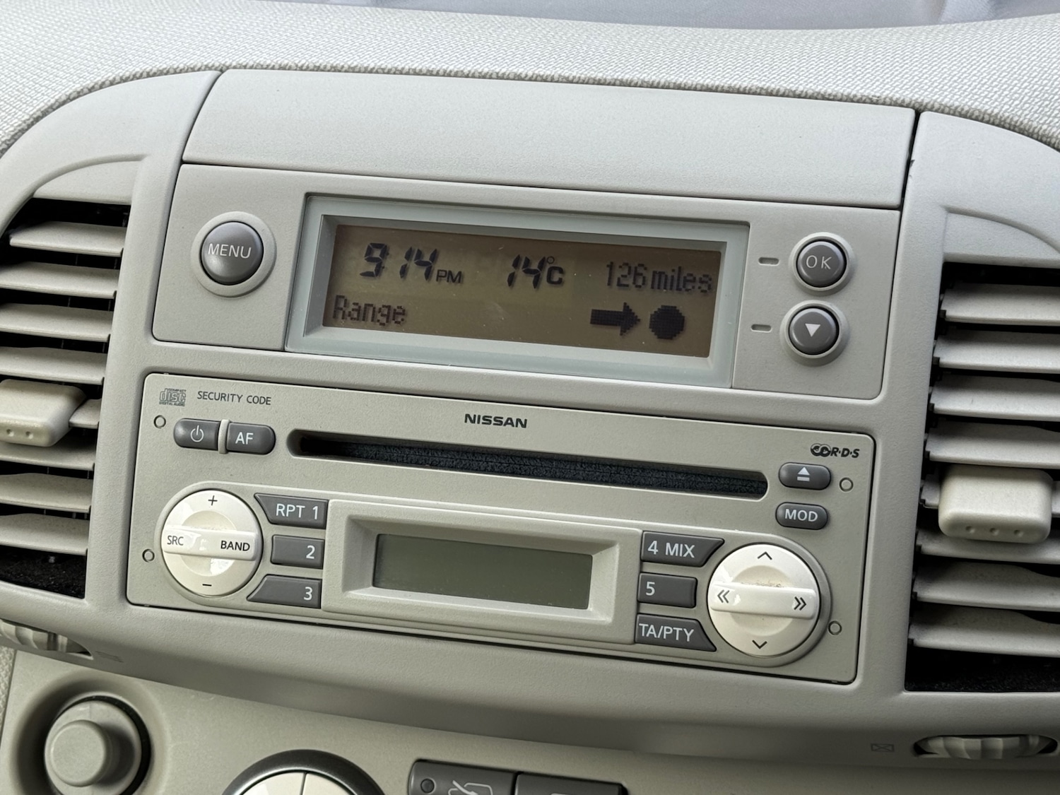 Used Nissan Micra 2003 for sale - 76134147: Photo 18