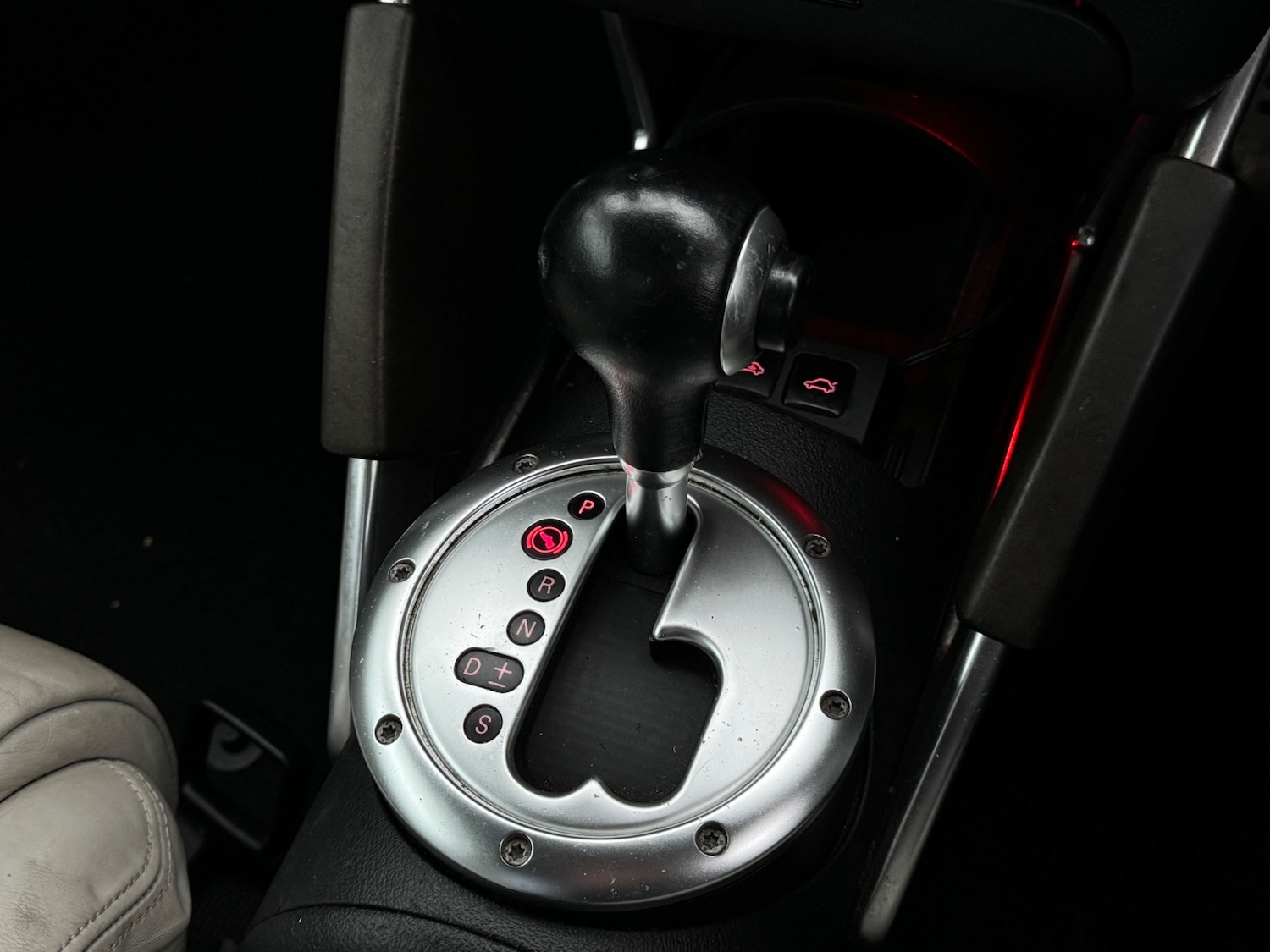 Used Audi TT 2003 for sale - 77313865: Photo 10