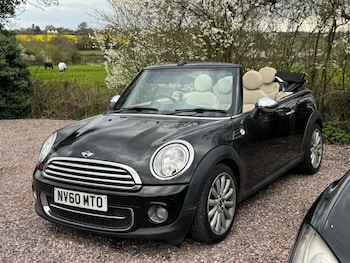Used MINI Convertible 2010 for sale - 78134805: Photo