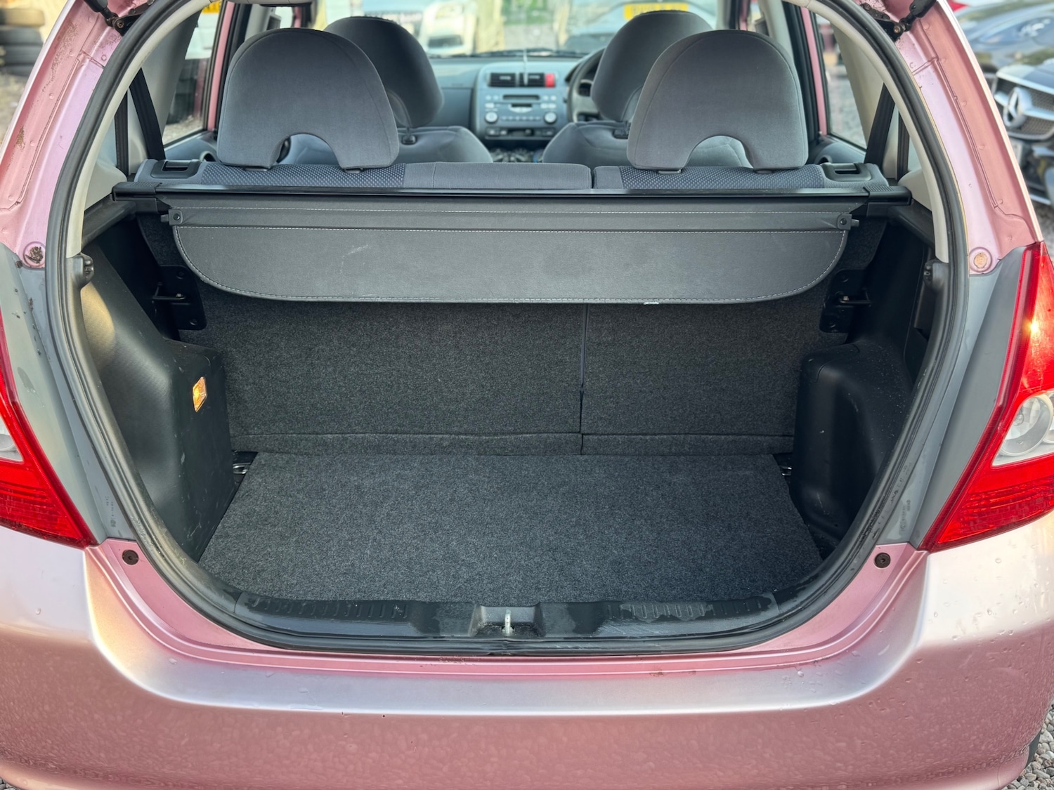 Used Honda Jazz 2002 for sale - 77069368: Photo 5