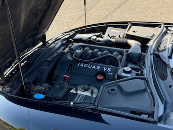 Used Jaguar XK8 2002 for sale - 78526920: Photo