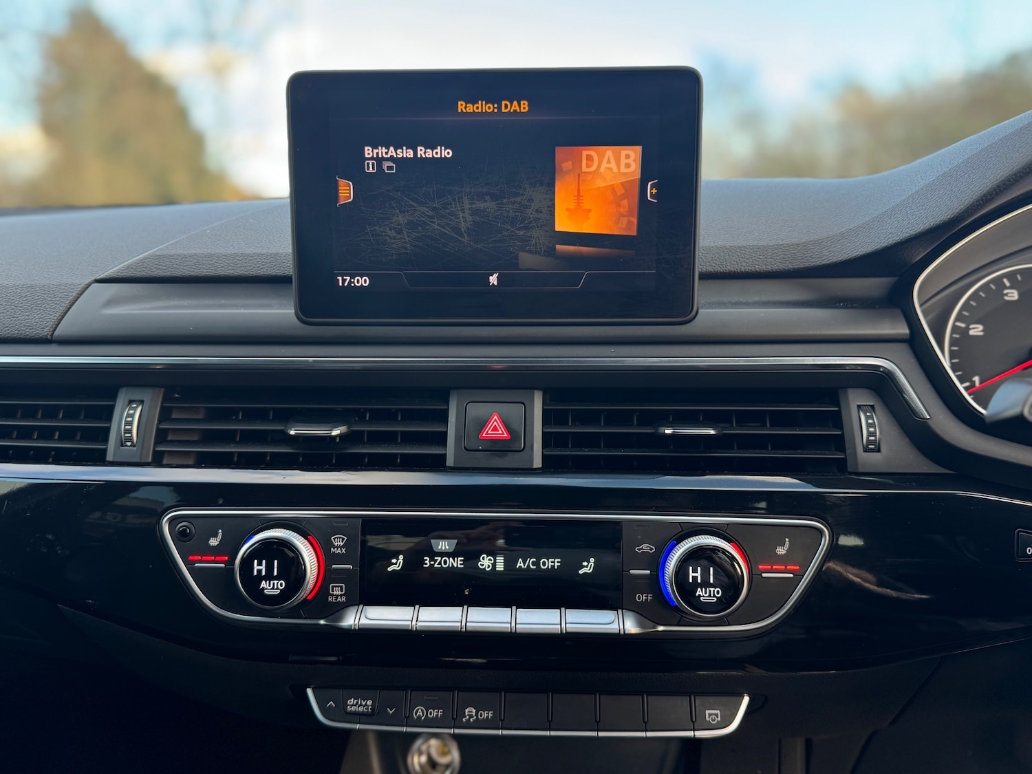 Used Audi A4 2016 for sale - 77888245: Photo 23