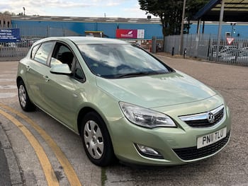 Used Vauxhall Astra 2011 for sale - 79600780: Photo
