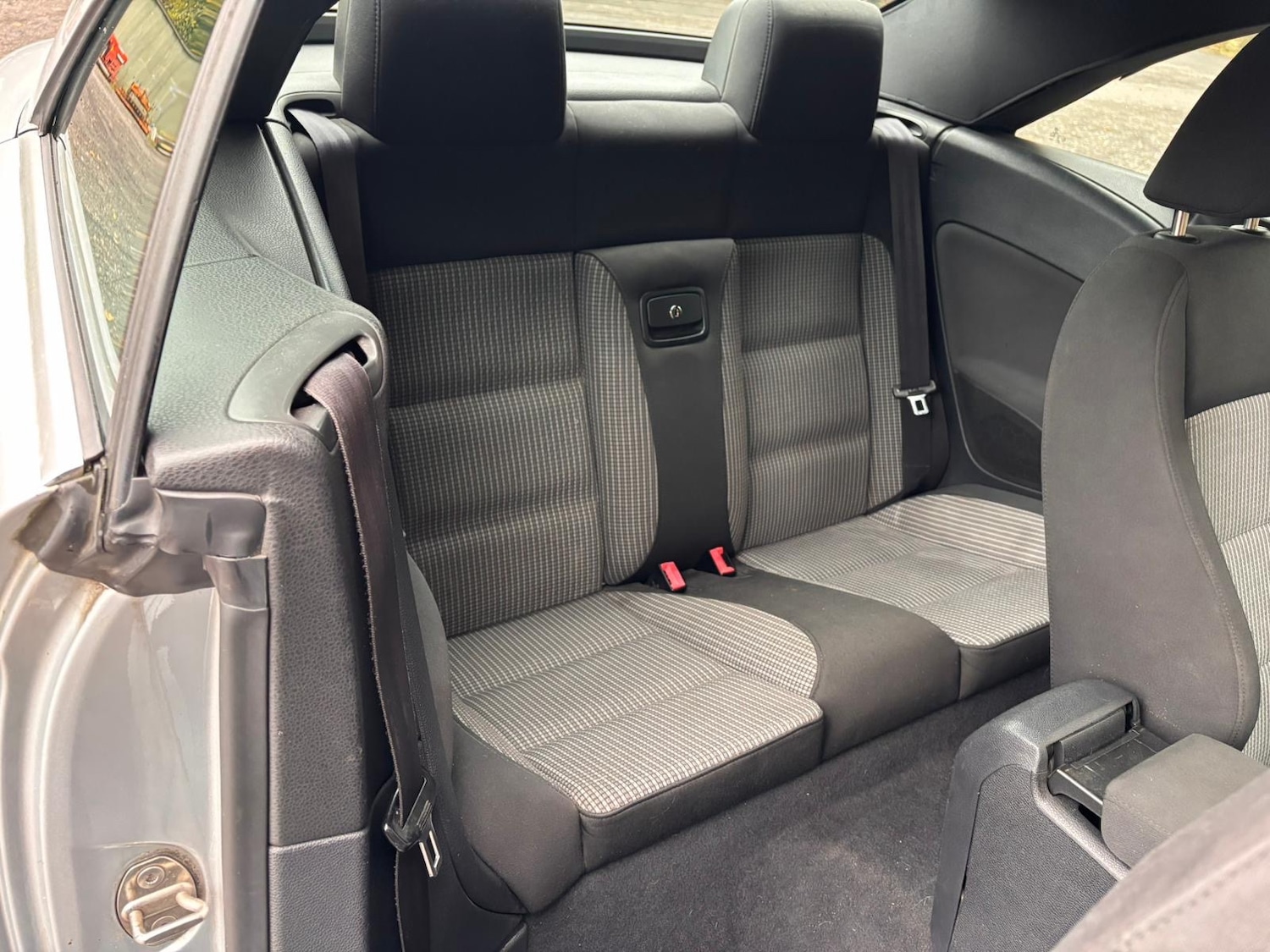 Used Volkswagen EOS 2010 for sale - 76536991: Photo 10