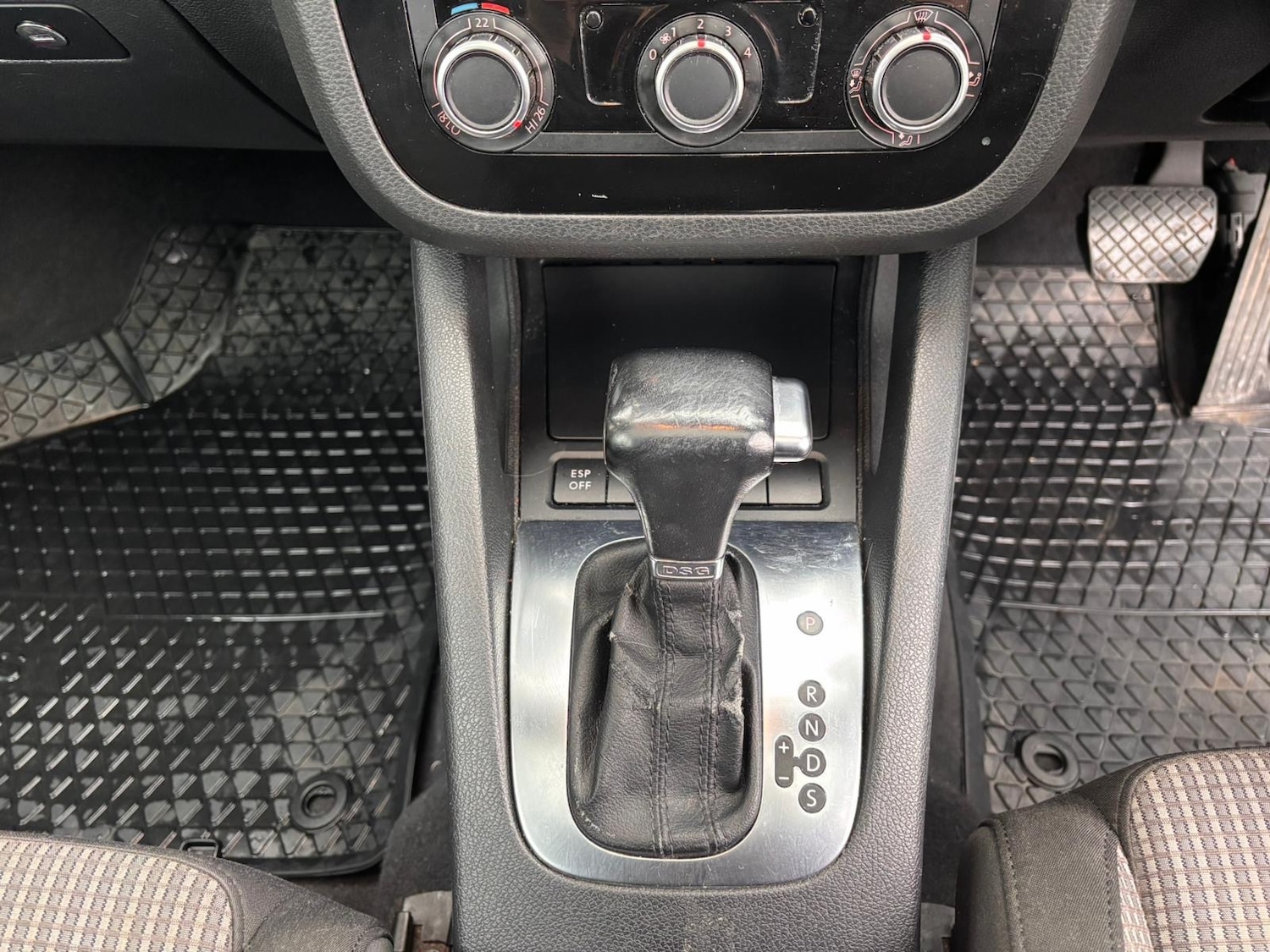 Used Volkswagen EOS 2010 for sale - 76536991: Photo 13