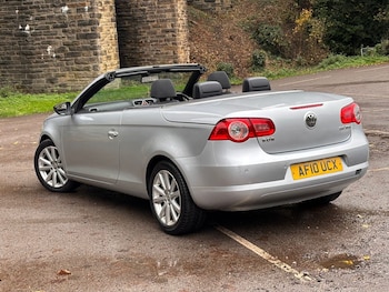 Used Volkswagen EOS 2010 for sale - 76536991: Photo