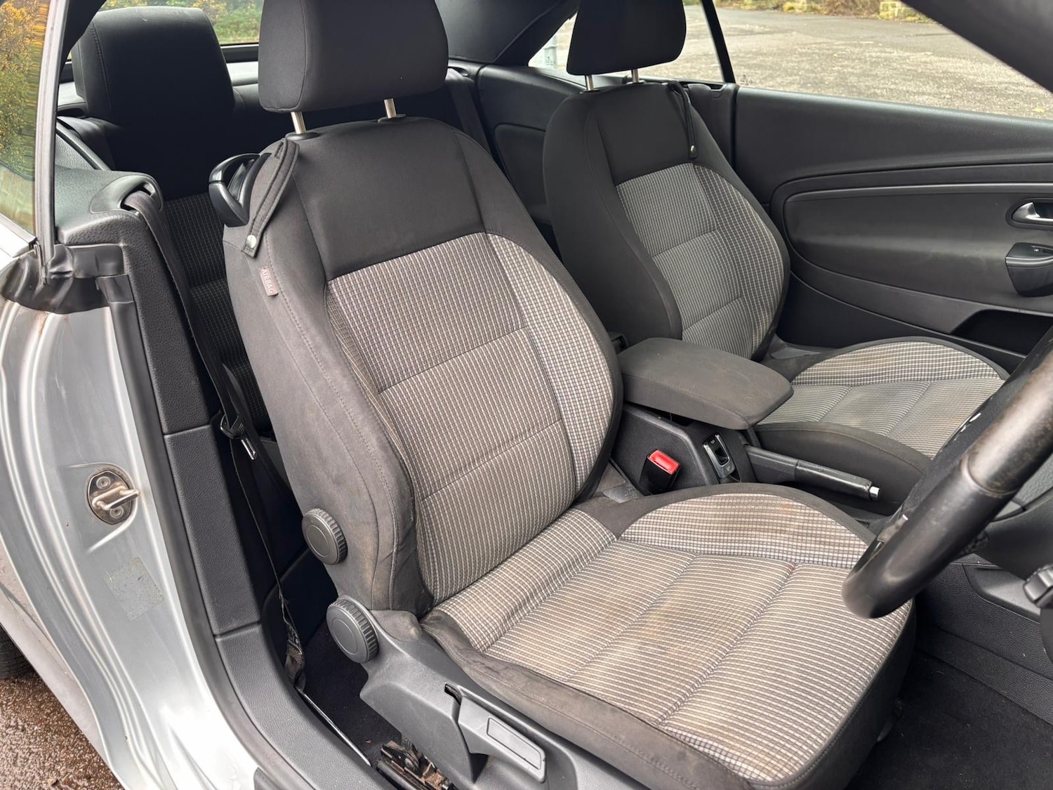 Used Volkswagen EOS 2010 for sale - 76536991: Photo 9