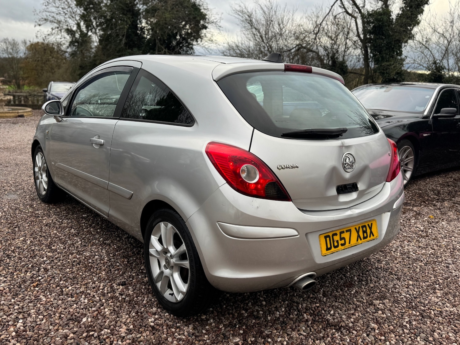Used Vauxhall Corsa 2007 for sale - 76736104: Photo 2