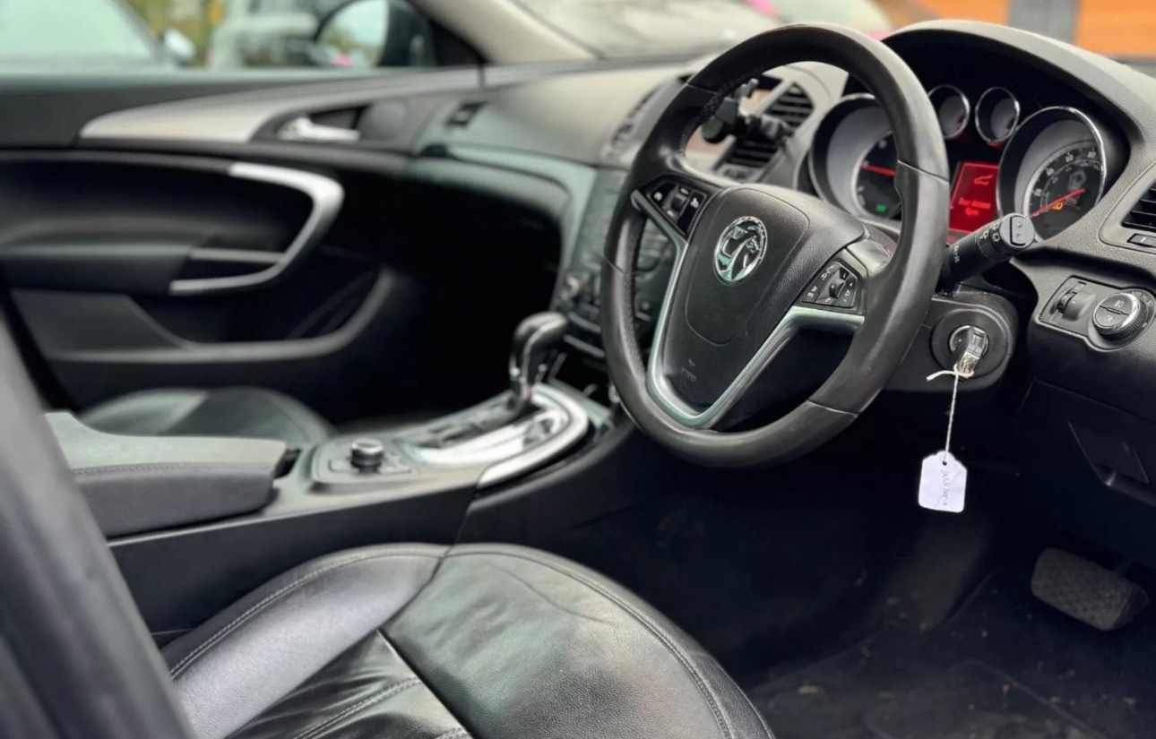 Used Vauxhall Insignia 2010 for sale - 77069355: Photo 5