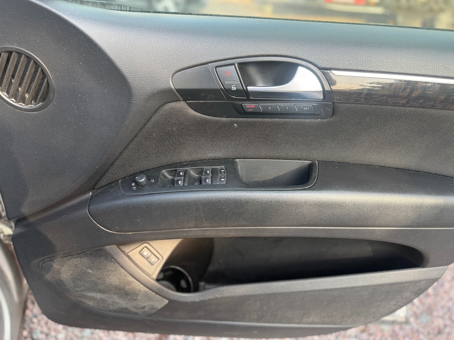 Used Audi Q7 2006 for sale - 78141758: Photo 9