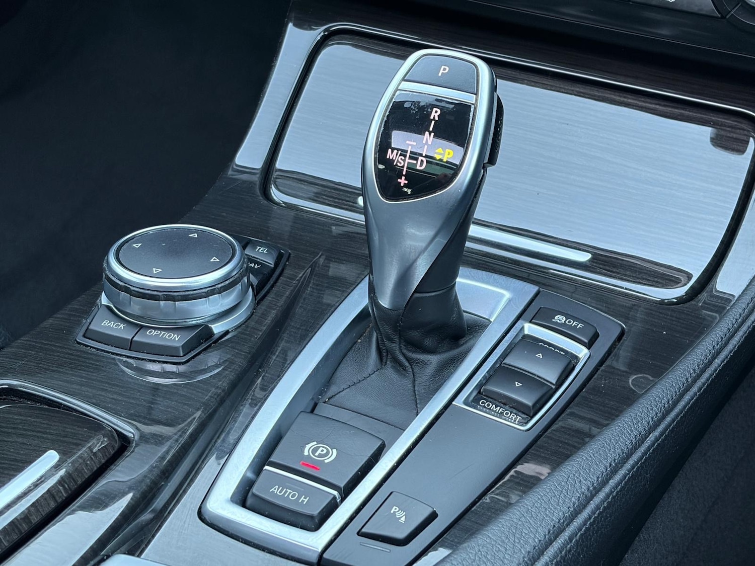 Used BMW 5 Series 2014 for sale - 76606095: Photo 19