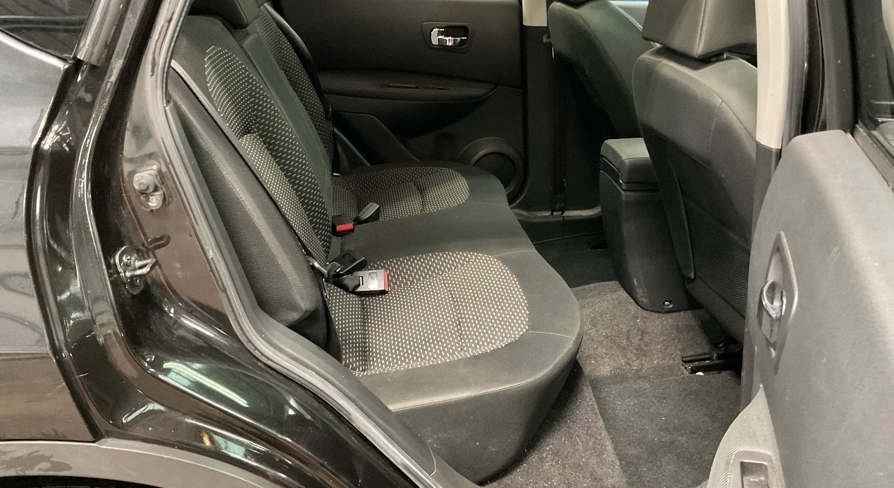 Used Nissan Qashqai 2010 for sale - 77280540: Photo 8