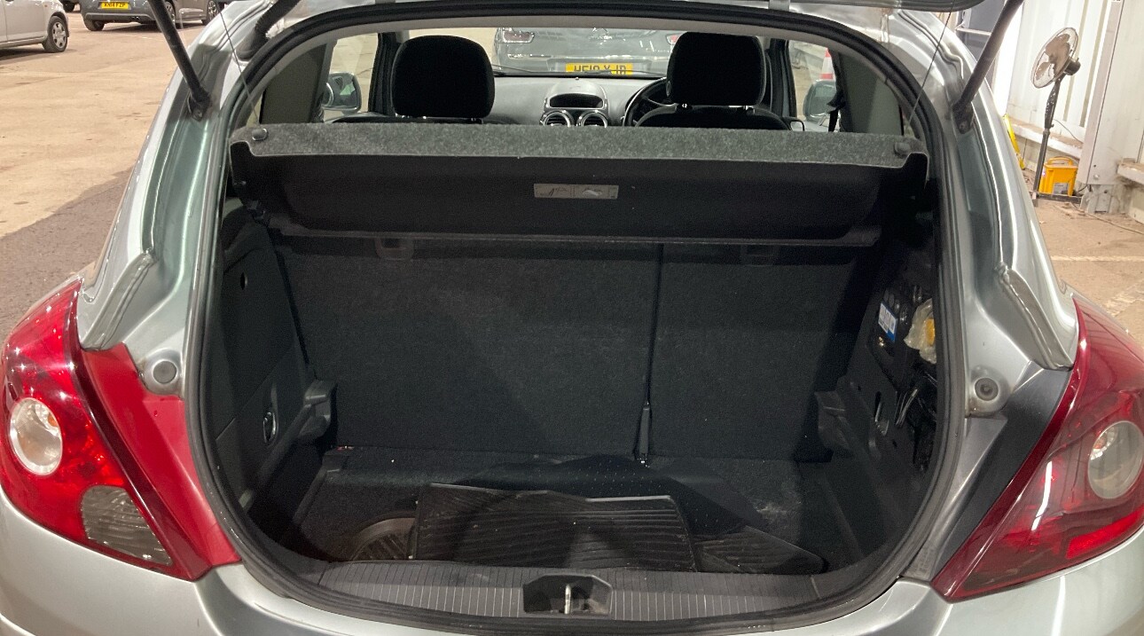 Used Vauxhall Corsa 2011 for sale - 76761949: Photo 10