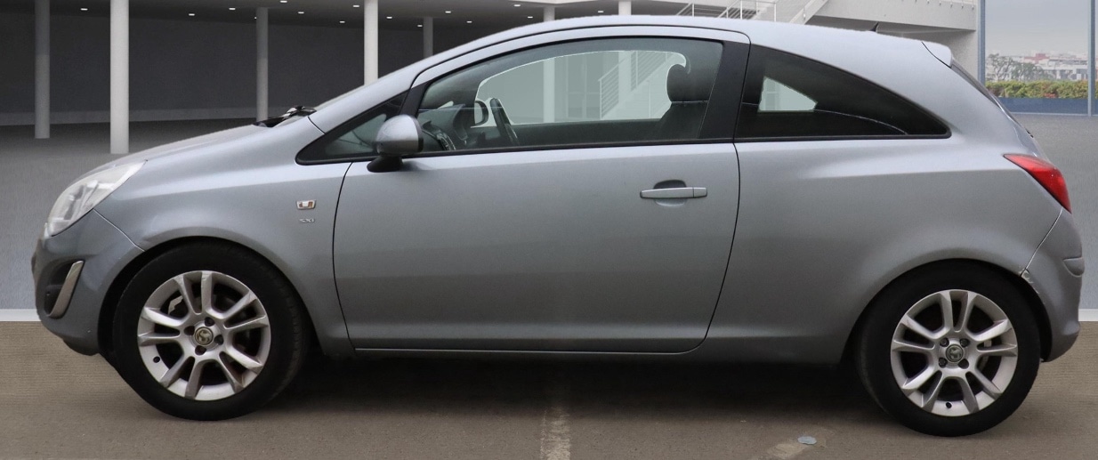 Used Vauxhall Corsa 2011 for sale - 76761949: Photo 6