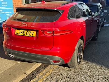 Used Jaguar F-Pace 2016 for sale - 79482630: Photo