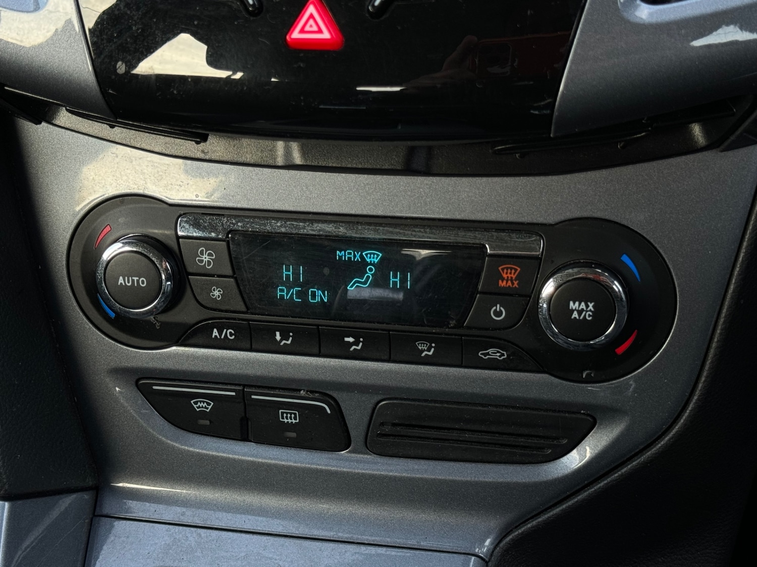 Used Ford Focus 2014 for sale - 77384985: Photo 16