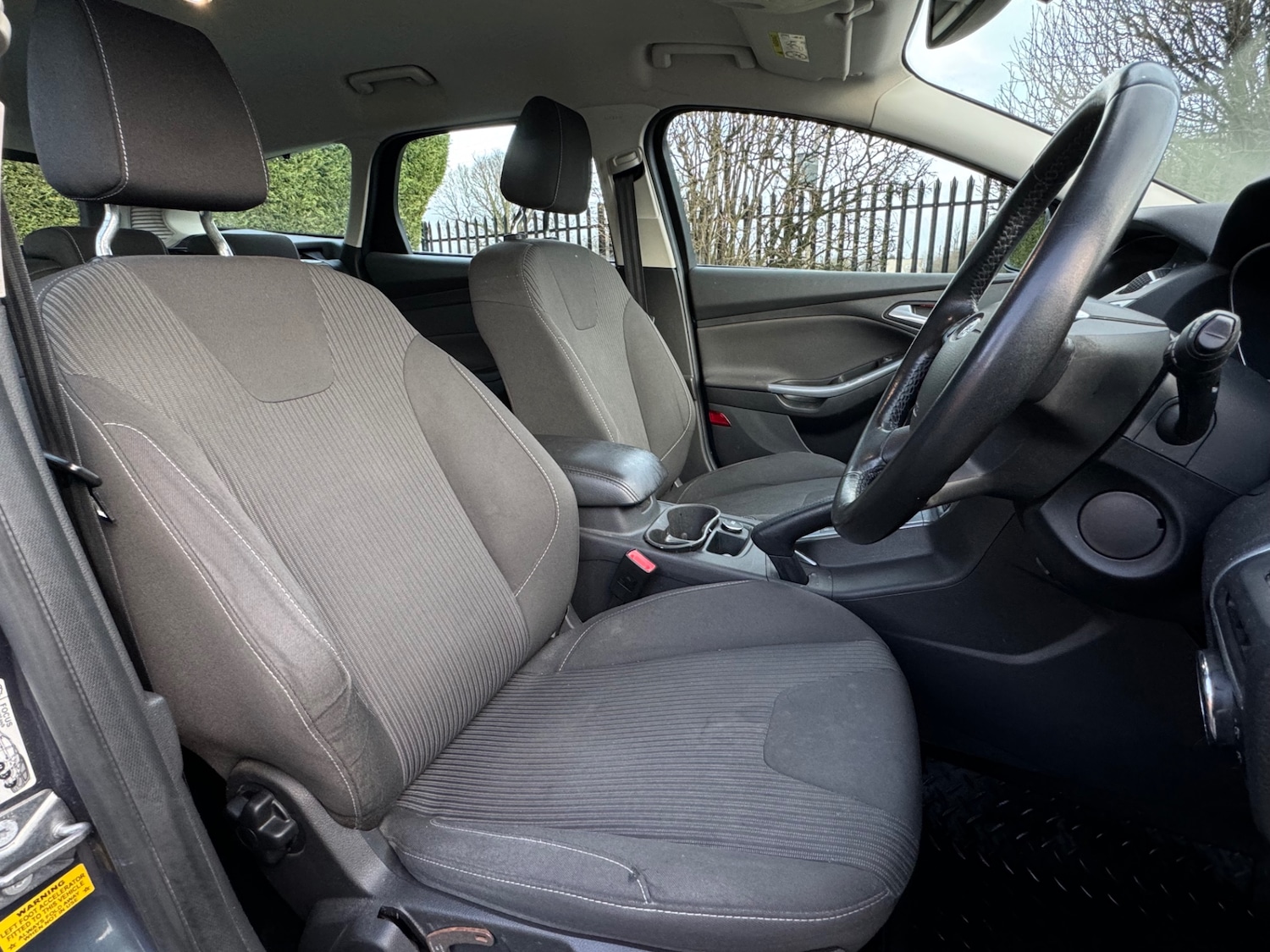 Used Ford Focus 2014 for sale - 77384985: Photo 9