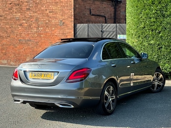 Used Mercedes-Benz C Class 2018 for sale - 79237882: Photo