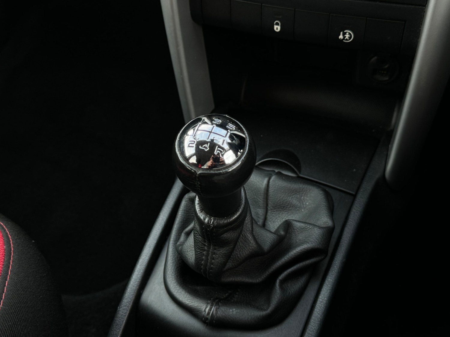 Used Peugeot 207 2012 for sale - 76410152: Photo 21