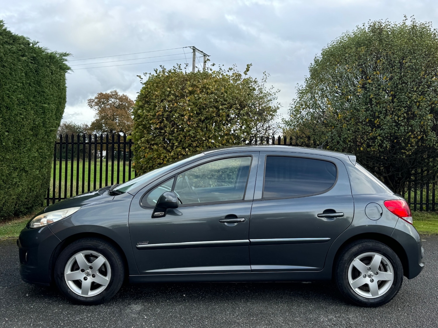 Used Peugeot 207 2012 for sale - 76410152: Photo 6