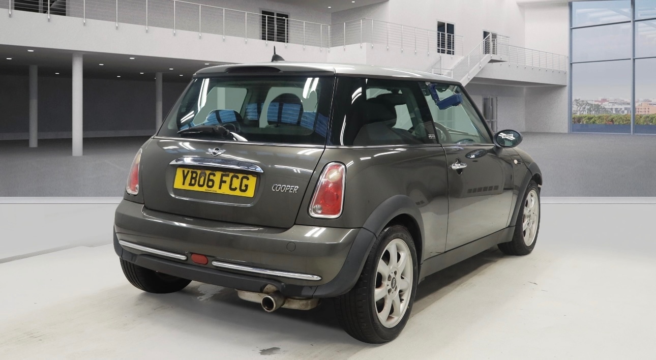 Used MINI Hatch 2006 for sale - 76752372: Photo 3