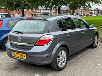 Used Vauxhall Astra 2007 for sale - 76082938: Photo 2