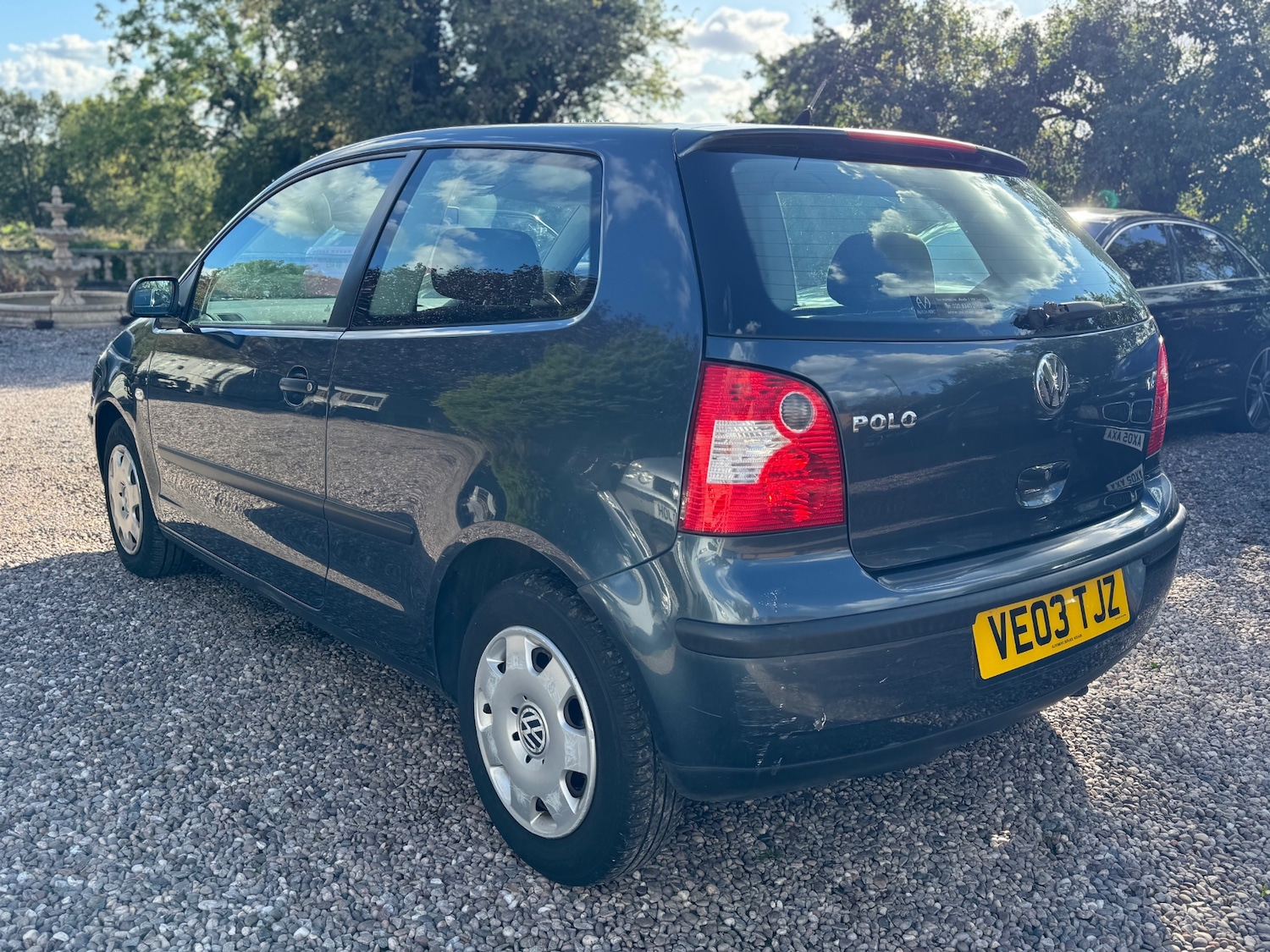 Used Volkswagen Polo 2003 for sale - 76024319: Photo 2