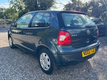Used Volkswagen Polo 2003 for sale - 76024319: Photo 2