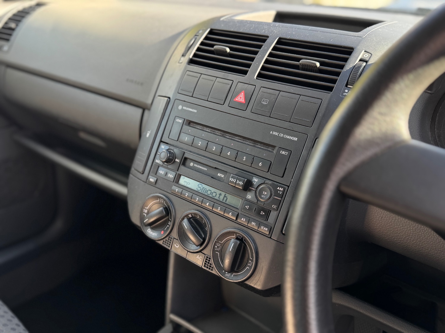 Used Volkswagen Polo 2003 for sale - 76024319: Photo 9