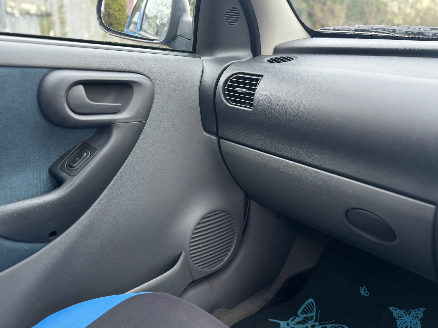 Used Vauxhall Corsa 2001 for sale - 77288841: Photo 18