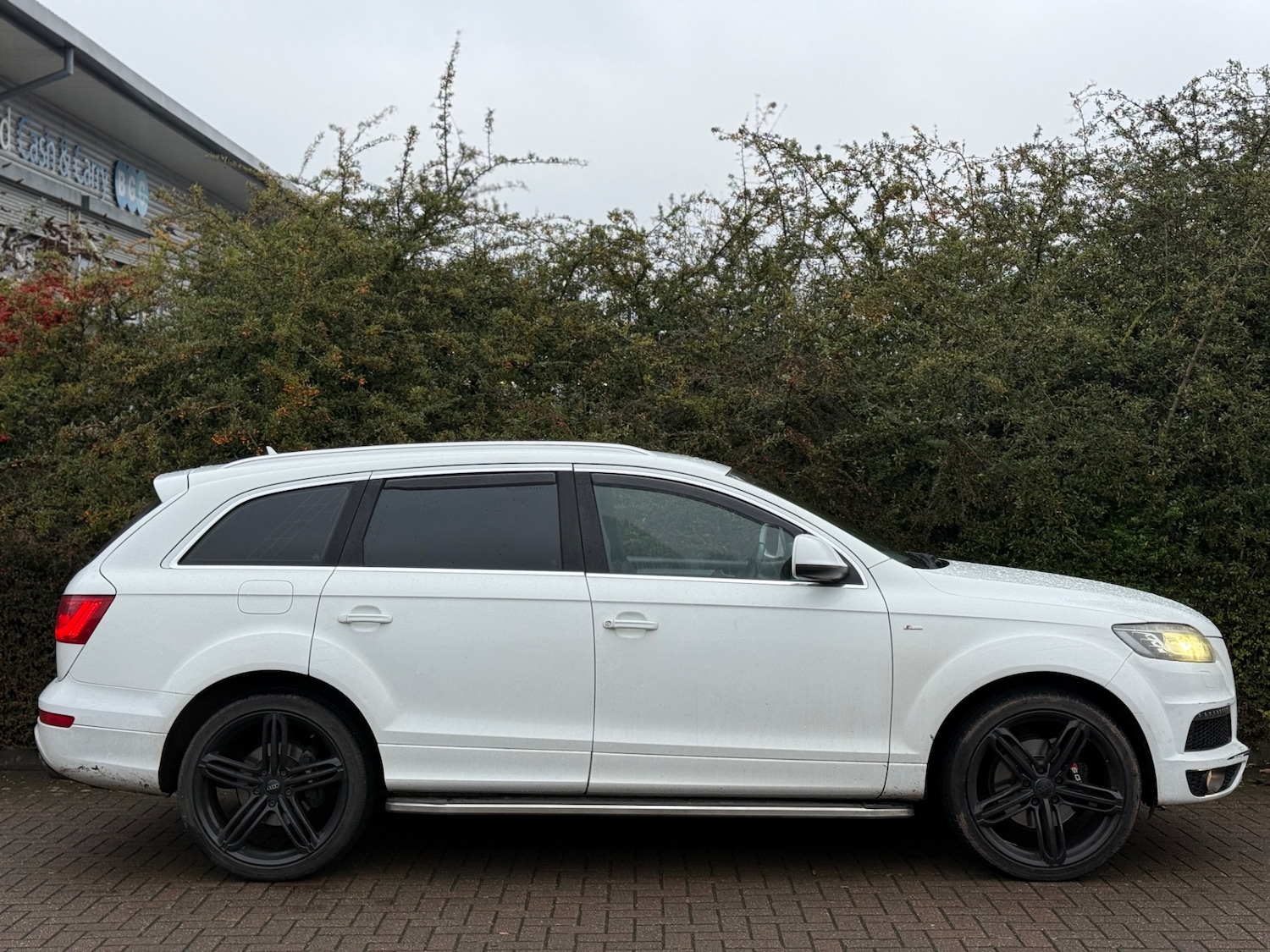 Used Audi Q7 2010 for sale - 77030660: Photo 9