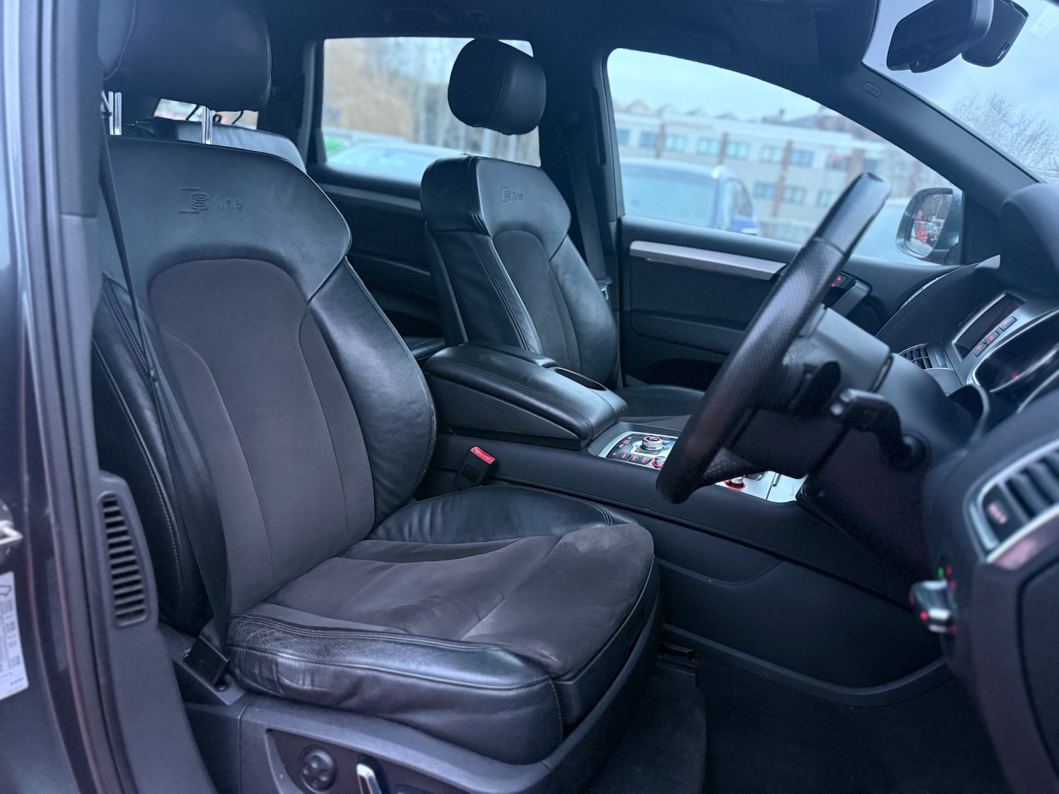 Used Audi Q7 2010 for sale - 77075312: Photo 3