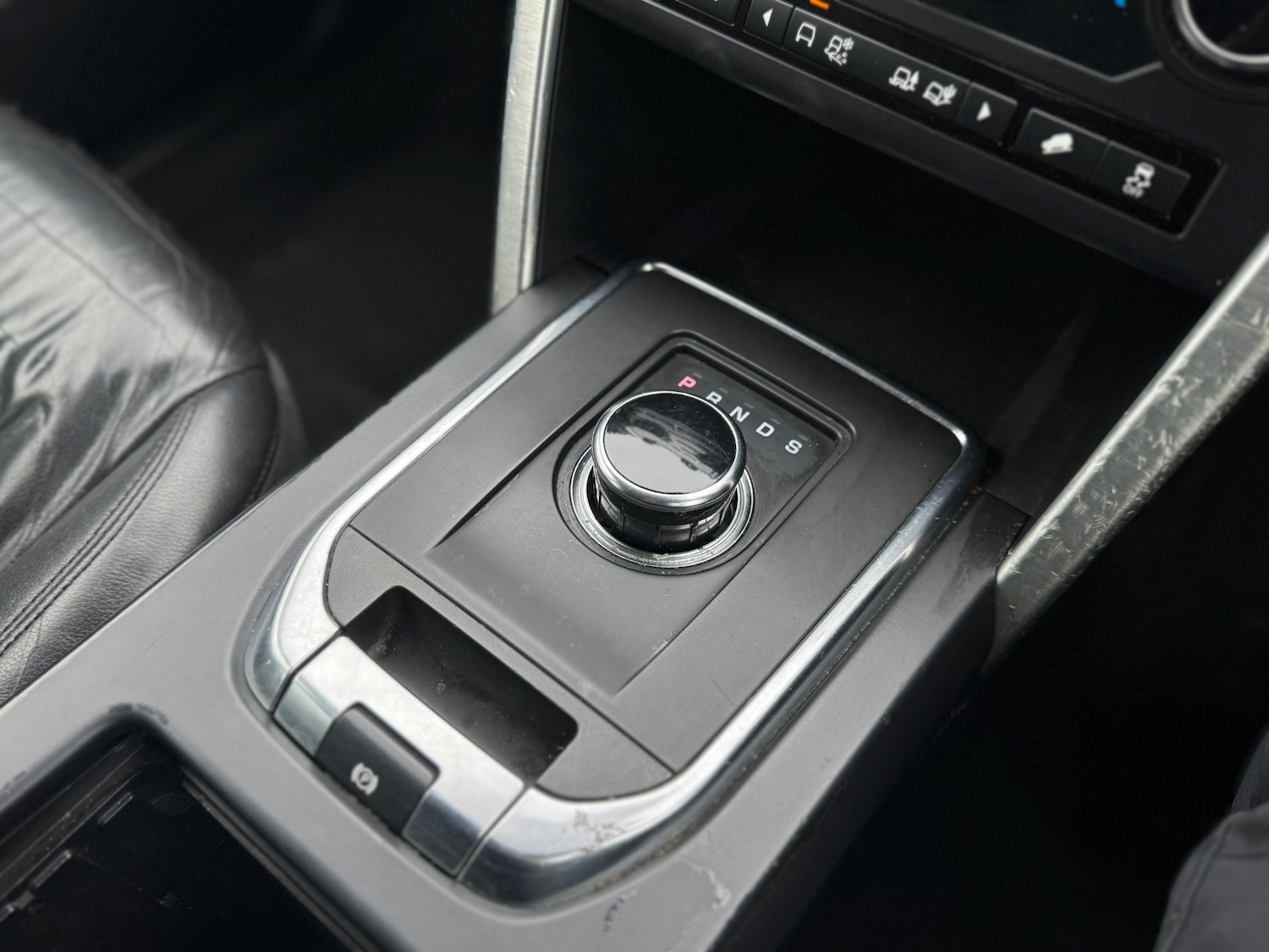 Used Land Rover Discovery 2025 for sale - 78040070: Photo 11