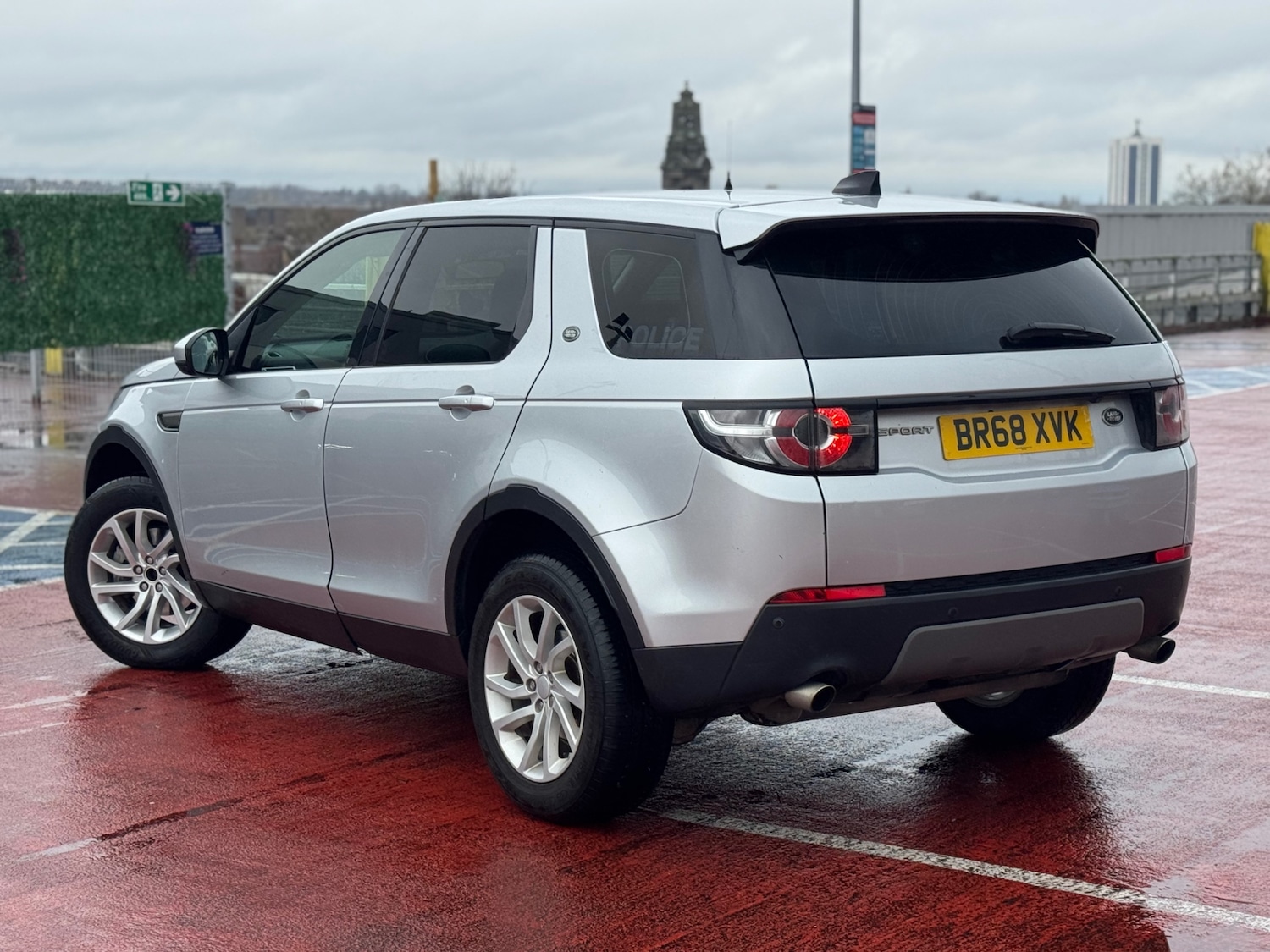 Used Land Rover Discovery 2025 for sale - 78040070: Photo 2