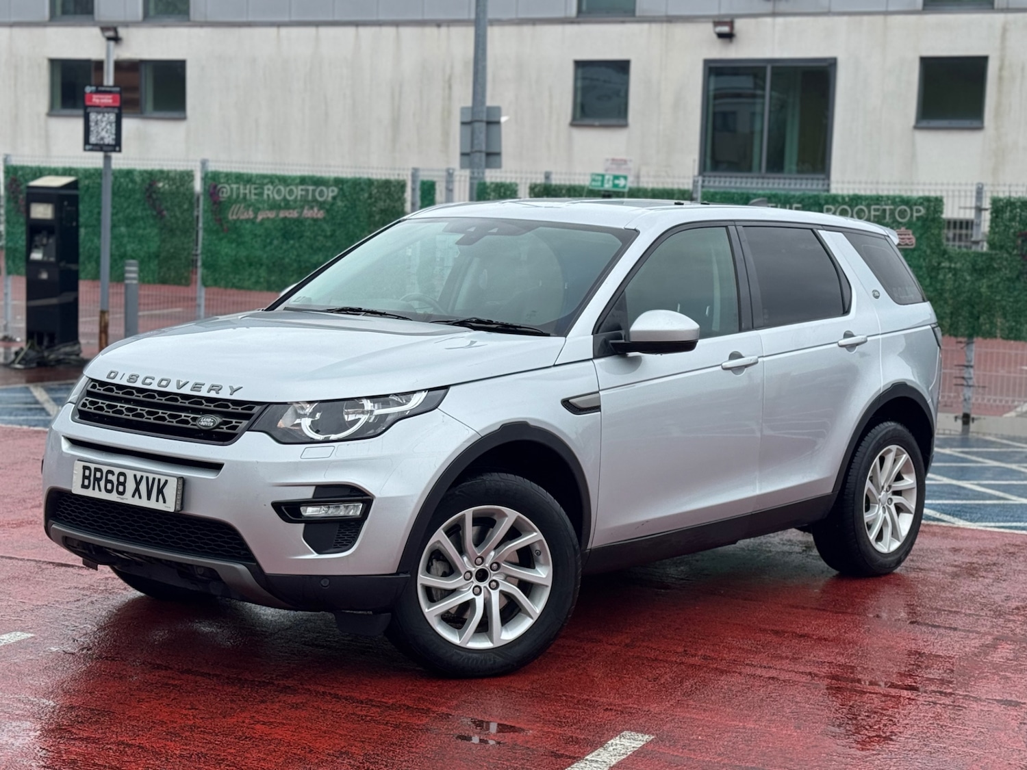 Used Land Rover Discovery 2025 for sale - 78040070: Photo 3