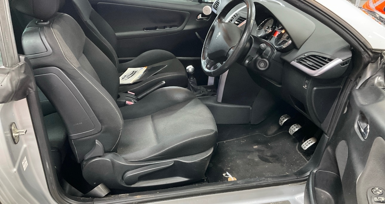 Used Peugeot 207 CC 2007 for sale - 76620632: Photo 7