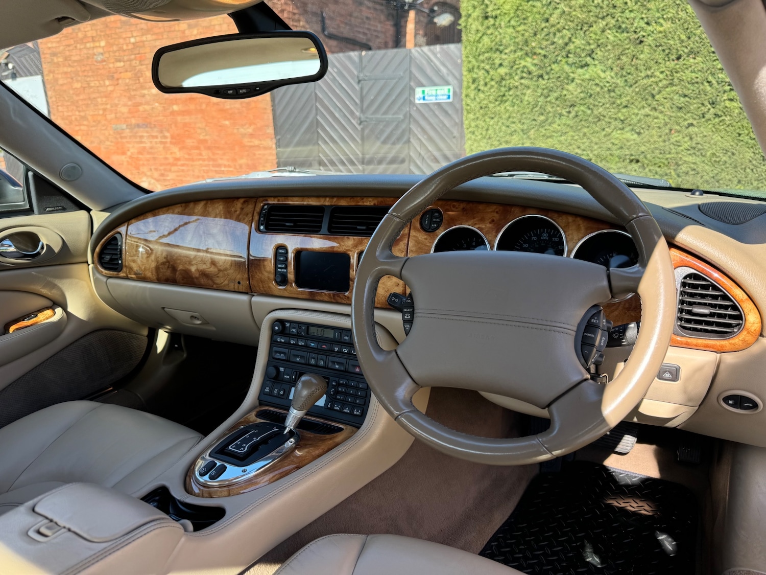 Used Jaguar XK8 2005 for sale - 77941323: Photo 13