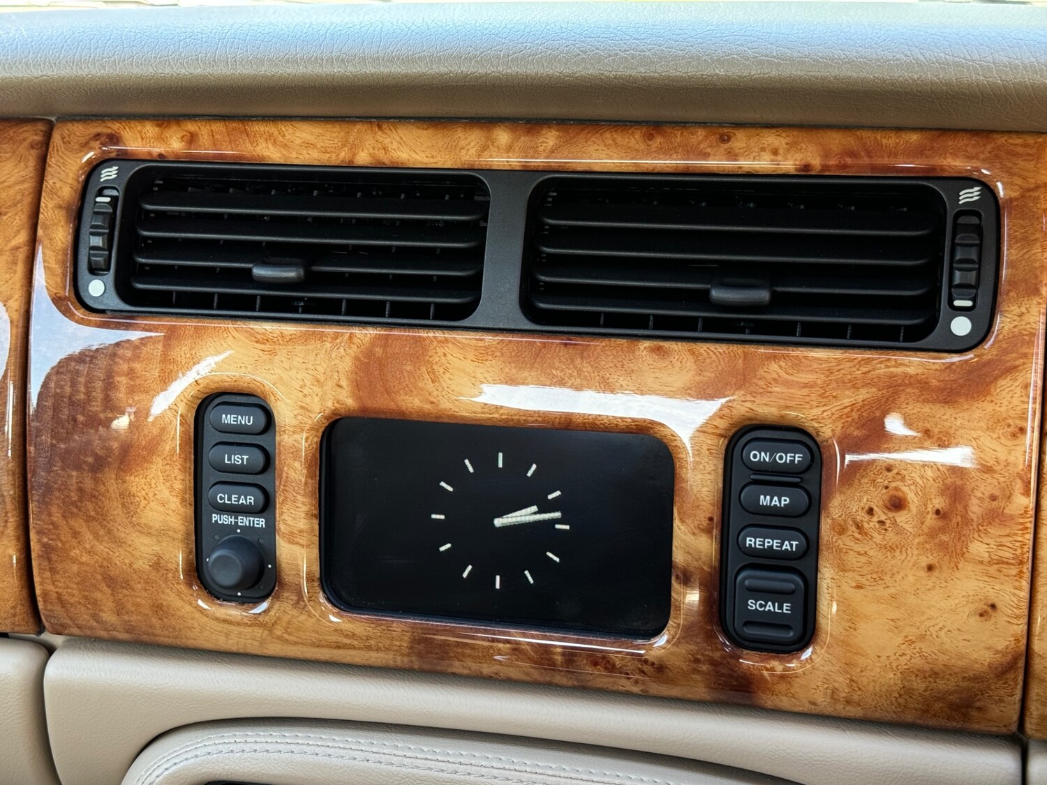 Used Jaguar XK8 2005 for sale - 77941323: Photo 19