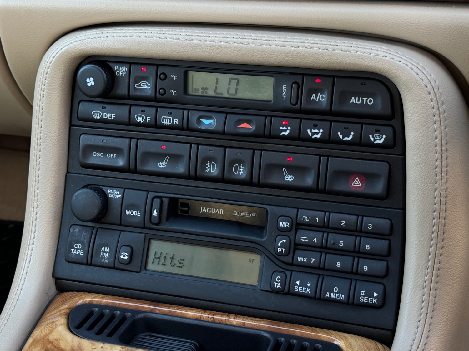 Used Jaguar XK8 2005 for sale - 77941323: Photo 20